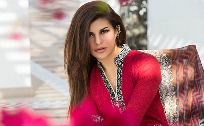 Jacqueline Fernandez Biography in Hindi and Age Height Weight Info